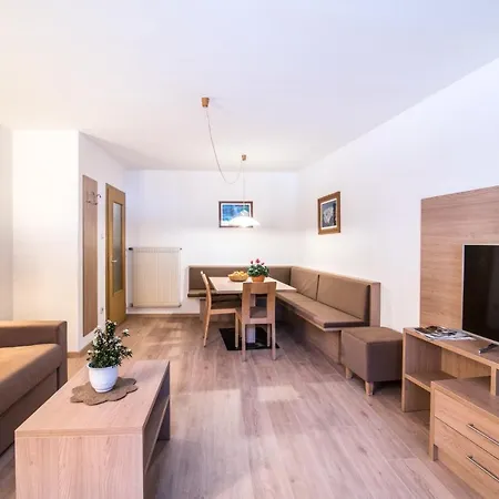 Apartments Heidenberger Fienili Colle Isarco Exterior photo
